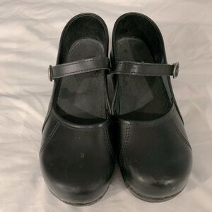 DANSKO MARY JANES